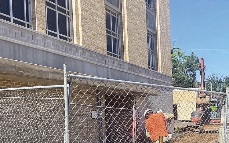 Employees from Pat Williams Construction Co. have begun demolition and drainage work at the Natchitoches Parish Courthouse.